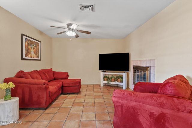 4002 W ALTADENA Avenue, Phoenix, AZ 85029