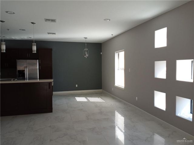 1217 E Camellia Avenue C, Mcallen, TX 78501