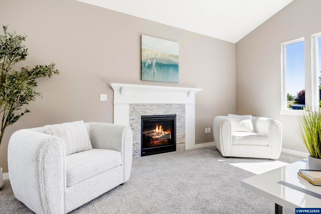 405 NE Berry St, Sublimity, OR 97385