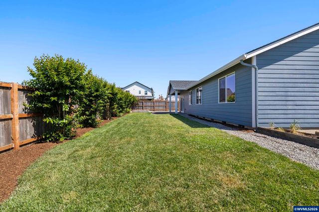 405 NE Berry St, Sublimity, OR 97385