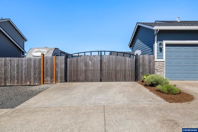 405 NE Berry St, Sublimity, OR 97385