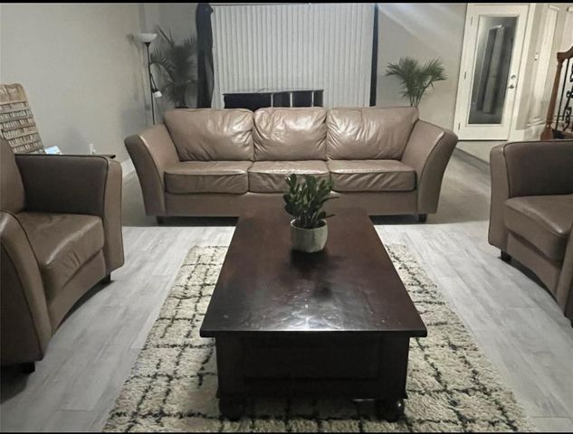 5507 Arncliffe Drive, Houston, TX 77088