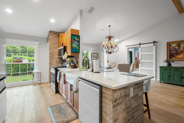 2068 CHERYL DRIVE, Clearwater, FL 33763