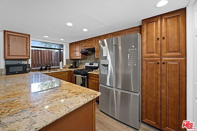 620 W Hyde Park Boulevard 117, Inglewood, CA 90302