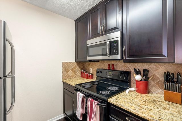 2121 Hepburn Street 707, Houston, TX 77054