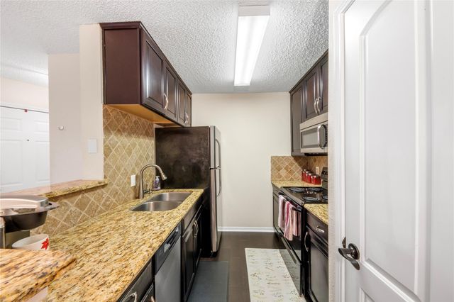 2121 Hepburn Street 707, Houston, TX 77054