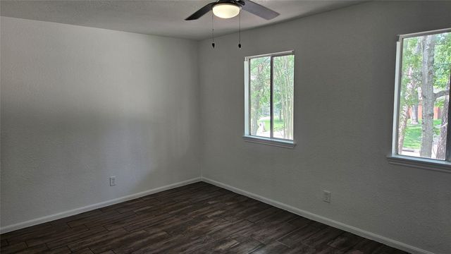 11811 Gardenglen Drive, Houston, TX 77070