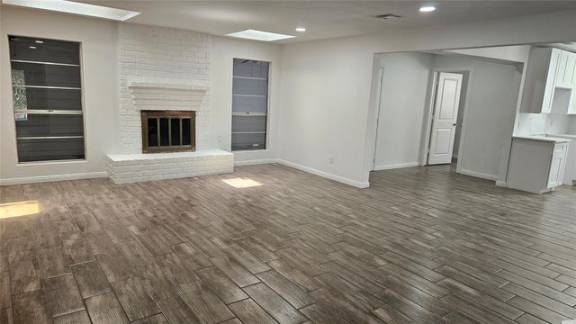 11811 Gardenglen Drive, Houston, TX 77070