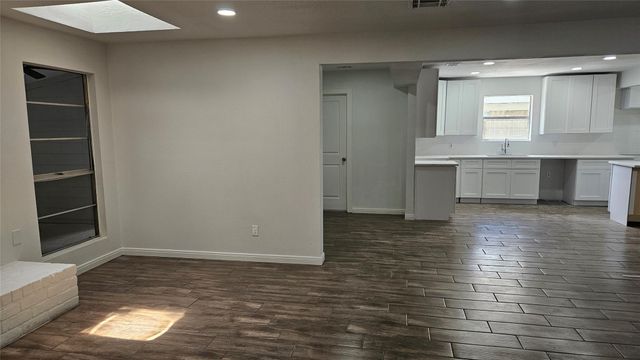11811 Gardenglen Drive, Houston, TX 77070