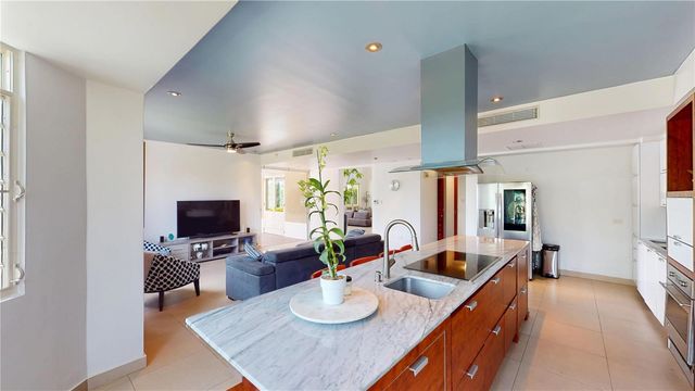 403 CAMINO DE LOS JOBANES, Dorado, PR 00646