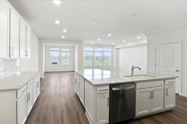 608 Switchgrass Way 61003, Bolingbrook, IL 60490