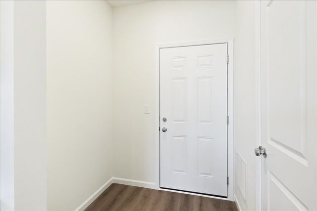 608 Switchgrass Way 61003, Bolingbrook, IL 60490