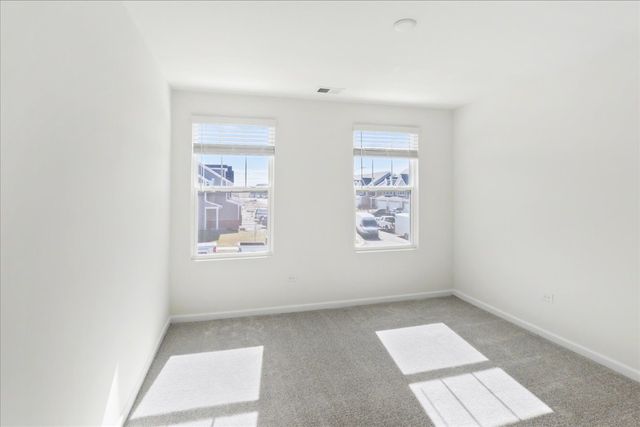 608 Switchgrass Way 61003, Bolingbrook, IL 60490