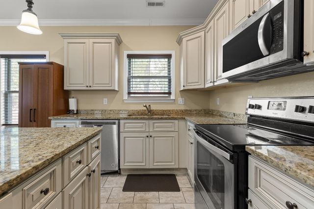 144 Franklin Circle, Fort Oglethorpe, GA 30742