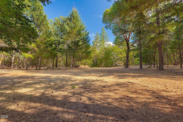 725 Williamson Loop, Grants Pass, OR 97526