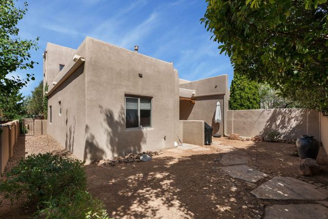 6416 Sage Point Court NE, Albuquerque, NM 87111