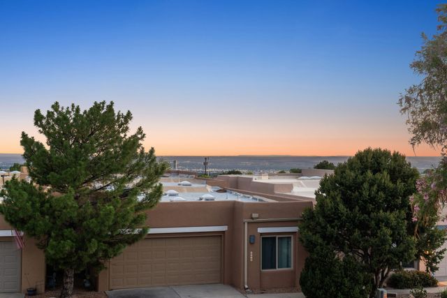 6416 Sage Point Court NE, Albuquerque, NM 87111