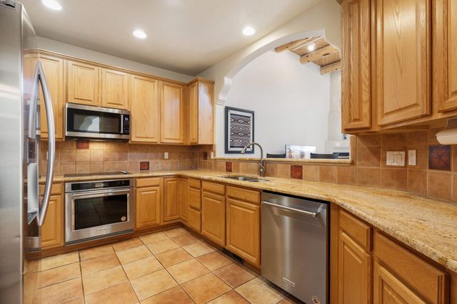 6416 Sage Point Court NE, Albuquerque, NM 87111