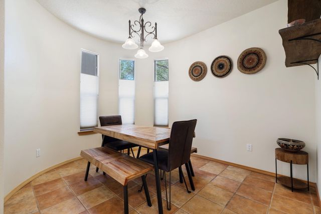 6416 Sage Point Court NE, Albuquerque, NM 87111