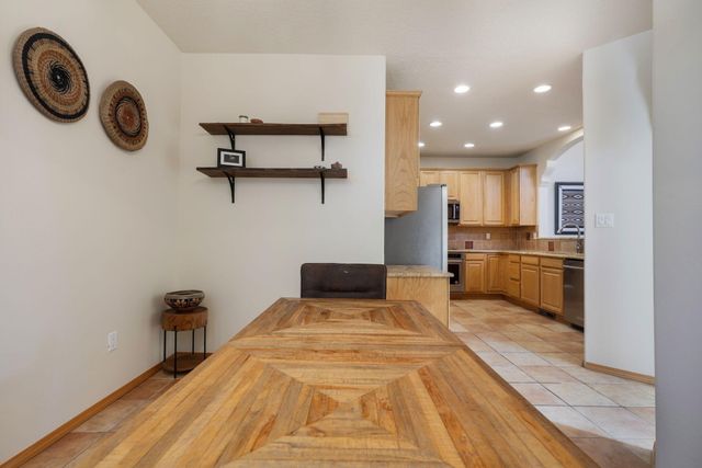 6416 Sage Point Court NE, Albuquerque, NM 87111