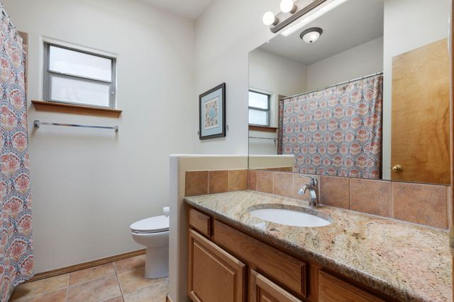 6416 Sage Point Court NE, Albuquerque, NM 87111