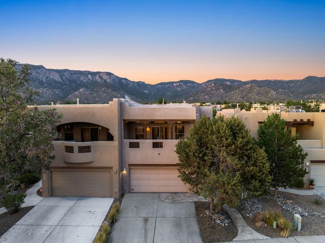 6416 Sage Point Court NE, Albuquerque, NM 87111