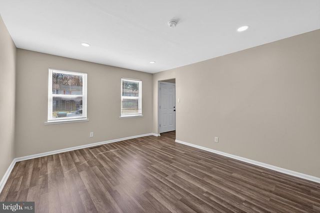 7 TEAL CIR, Newark, DE 19702