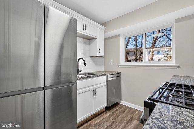 7 TEAL CIR, Newark, DE 19702