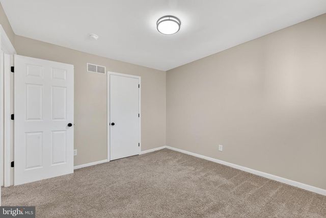 7 TEAL CIR, Newark, DE 19702