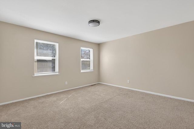 7 TEAL CIR, Newark, DE 19702