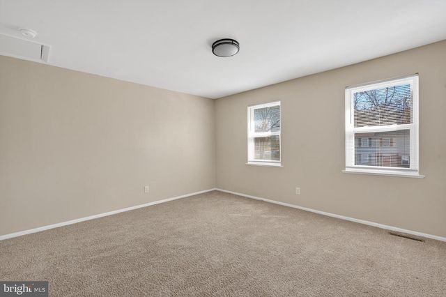 7 TEAL CIR, Newark, DE 19702