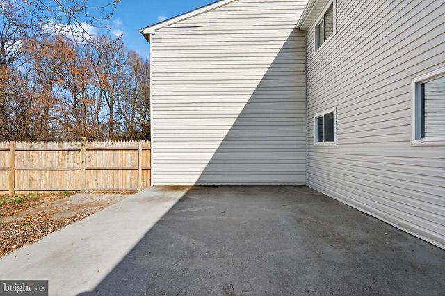 7 TEAL CIR, Newark, DE 19702