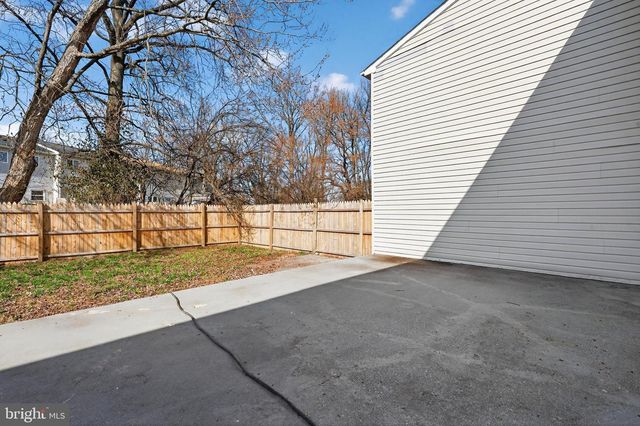 7 TEAL CIR, Newark, DE 19702