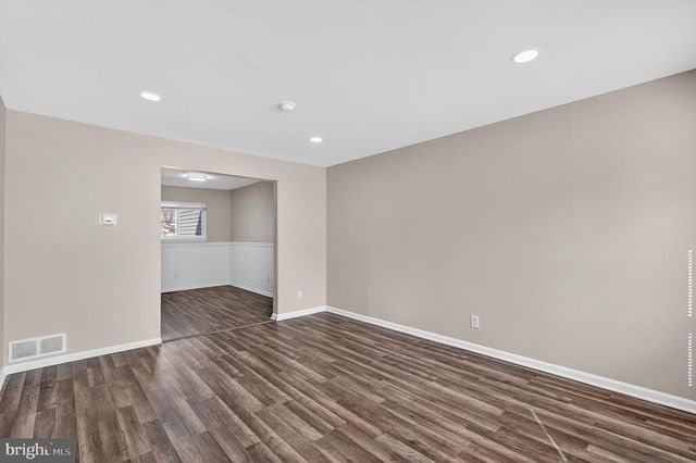 7 TEAL CIR, Newark, DE 19702