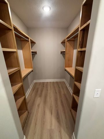 348 S Buckland St, Derby, KS 67037