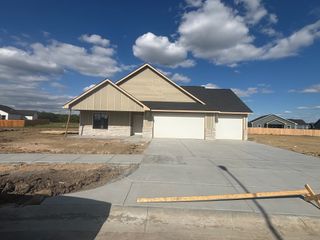 348 S Buckland St, Derby, KS 67037