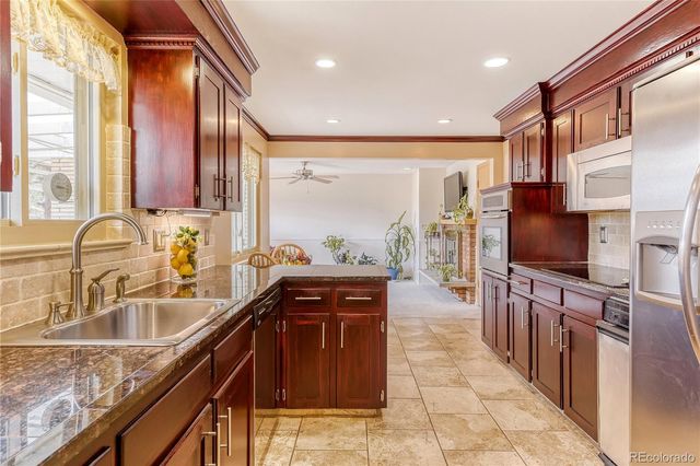 6376 W Roxbury Place, Littleton, CO 80128