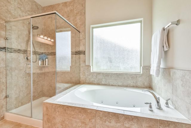 10003 Open Slope Court, Humble, TX 77396