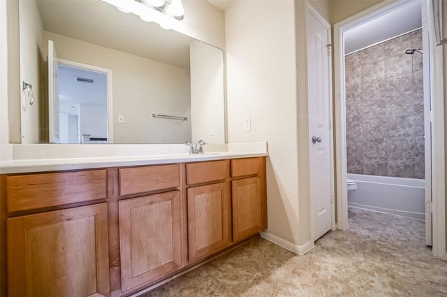 10003 Open Slope Court, Humble, TX 77396