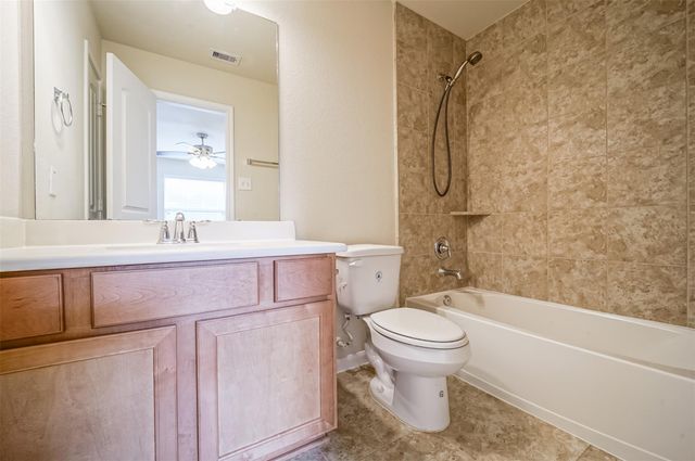 10003 Open Slope Court, Humble, TX 77396