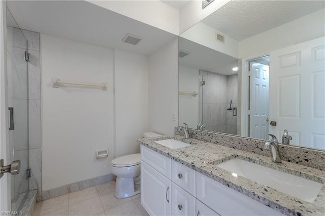 117 Wading Bird CIR A101, Naples, FL 34110