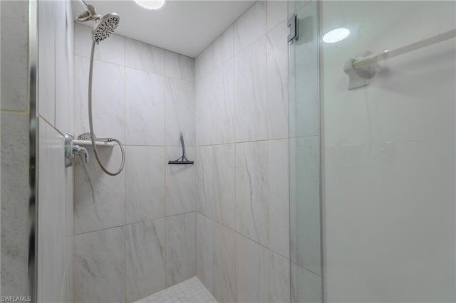 117 Wading Bird CIR A101, Naples, FL 34110