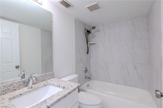 117 Wading Bird CIR A101, Naples, FL 34110