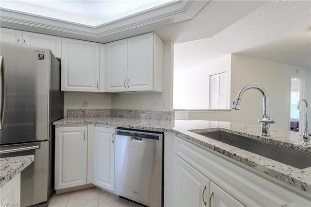 117 Wading Bird CIR A101, Naples, FL 34110