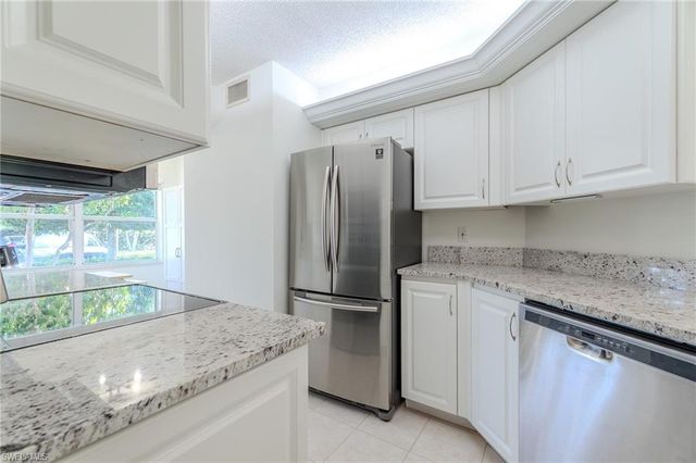 117 Wading Bird CIR A101, Naples, FL 34110