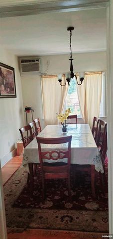 653 New York Avenue, Lyndhurst, NJ 07071