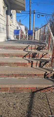 653 New York Avenue, Lyndhurst, NJ 07071