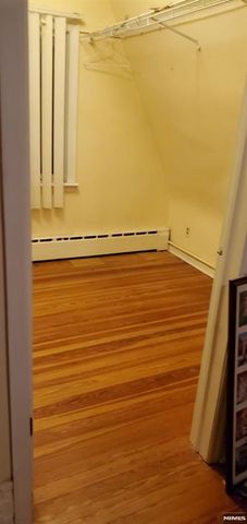 653 New York Avenue, Lyndhurst, NJ 07071