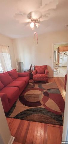 653 New York Avenue, Lyndhurst, NJ 07071