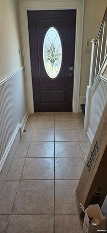 653 New York Avenue, Lyndhurst, NJ 07071